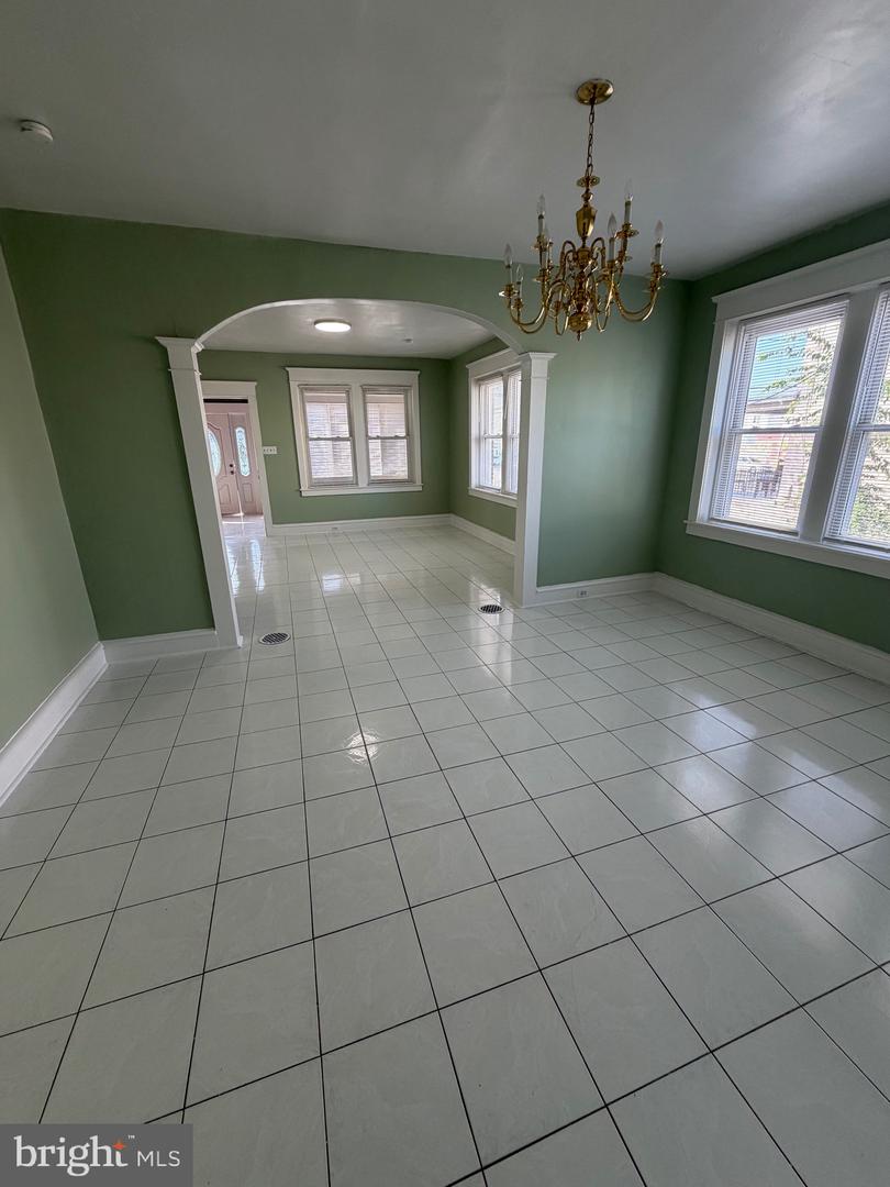 3265 River Rd Property Photo 29