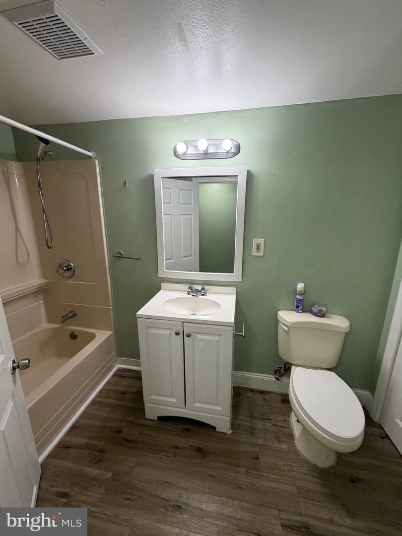 3265 River Rd Property Photo 38