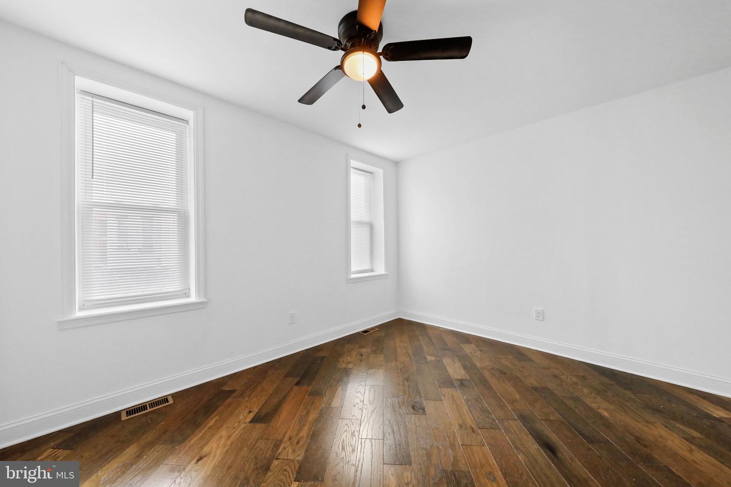 1018 Ramona Gonzalez Street St Property Photo 2