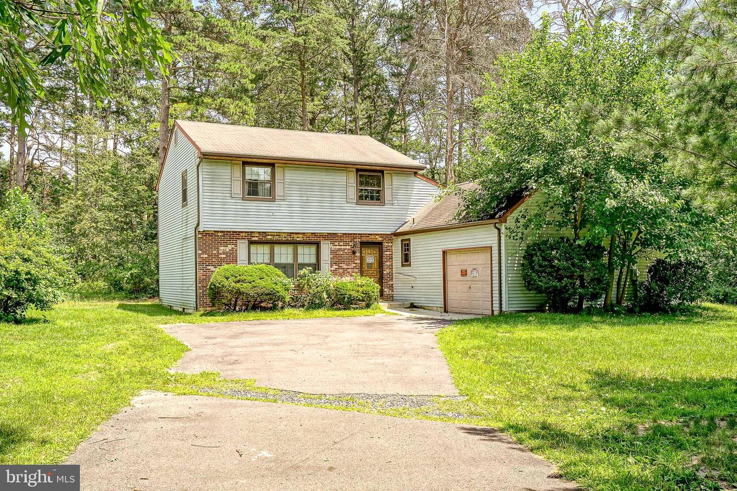 14 Fletcher Blvd Property Photo 2