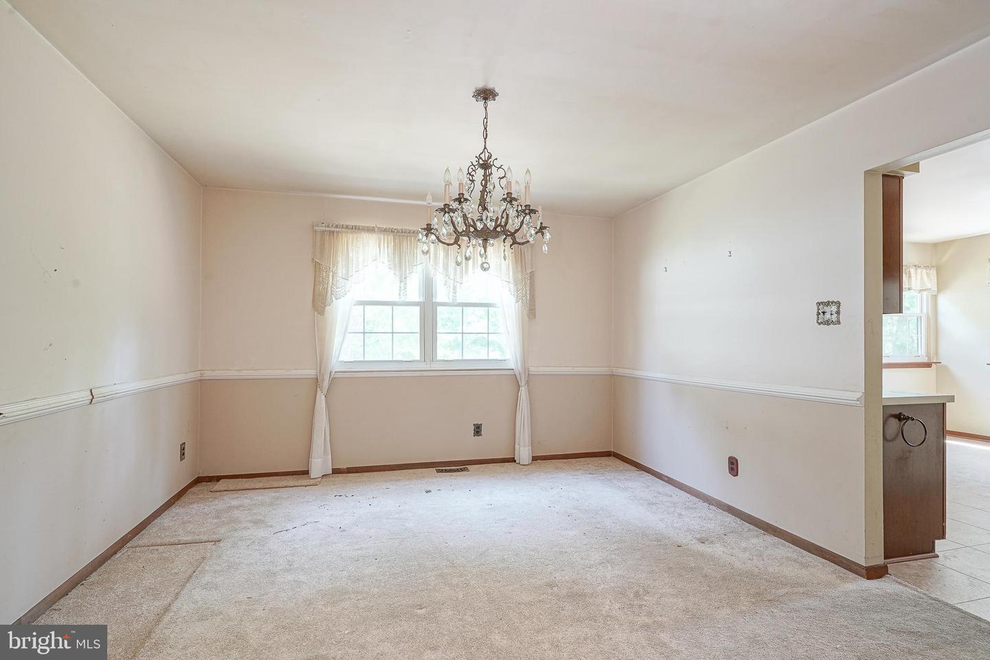 14 Fletcher Blvd Property Photo 9