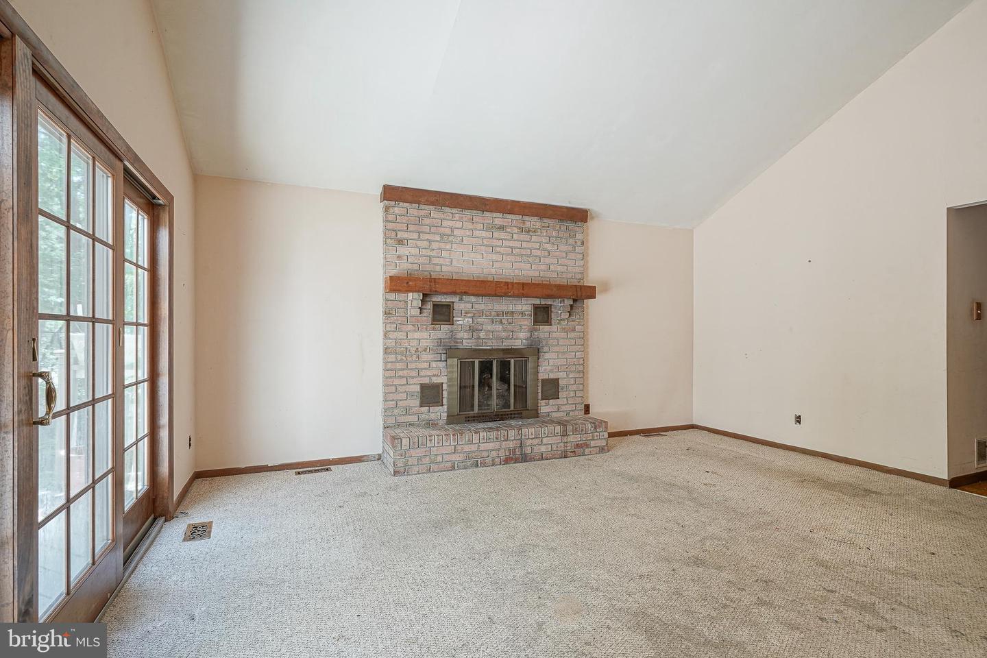 14 Fletcher Blvd Property Photo 16