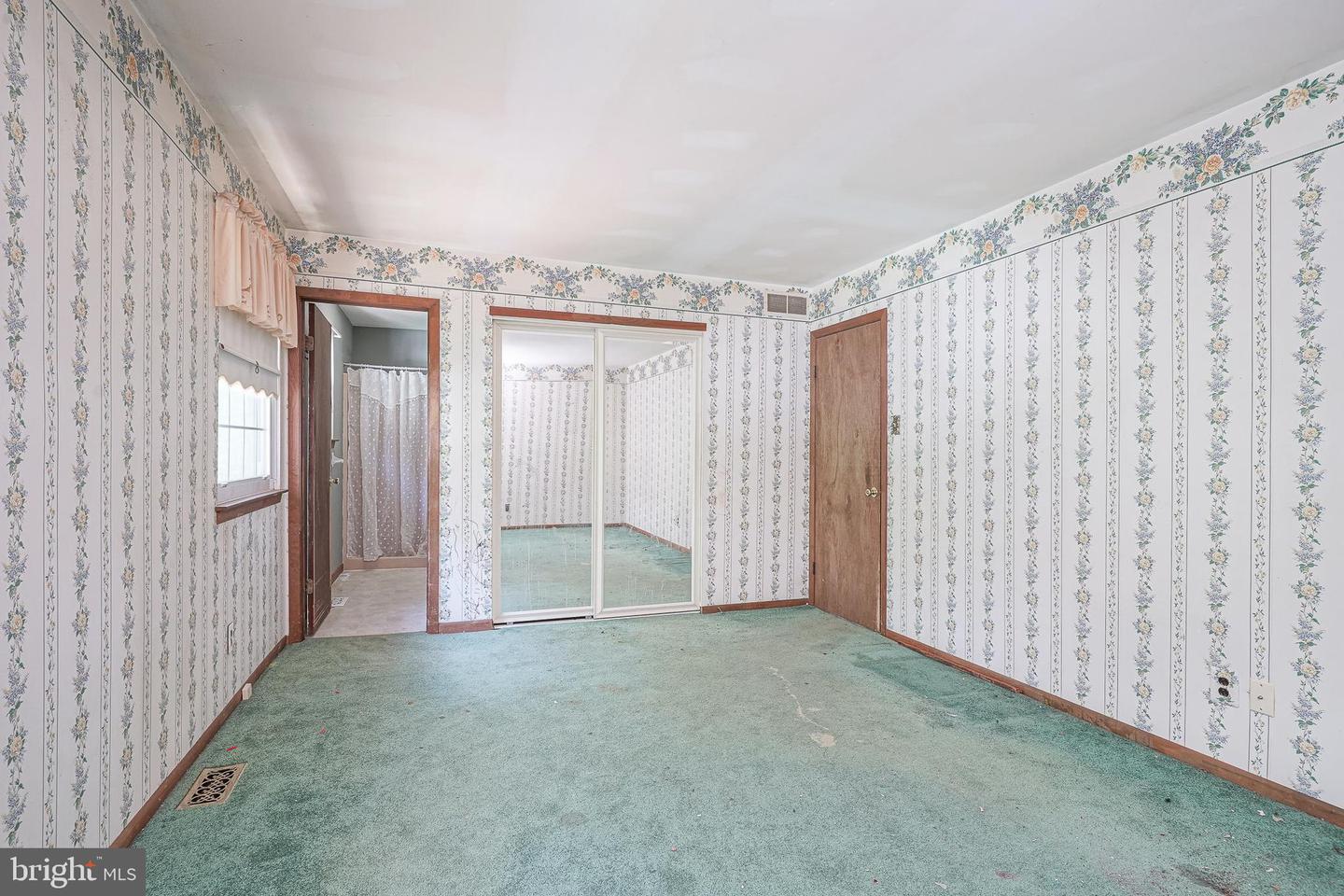 14 Fletcher Blvd Property Photo 29