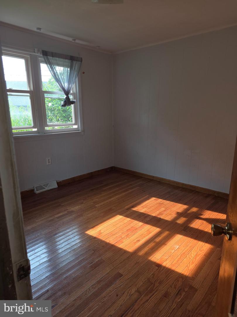 101 Parkview Ave Property Photo 17