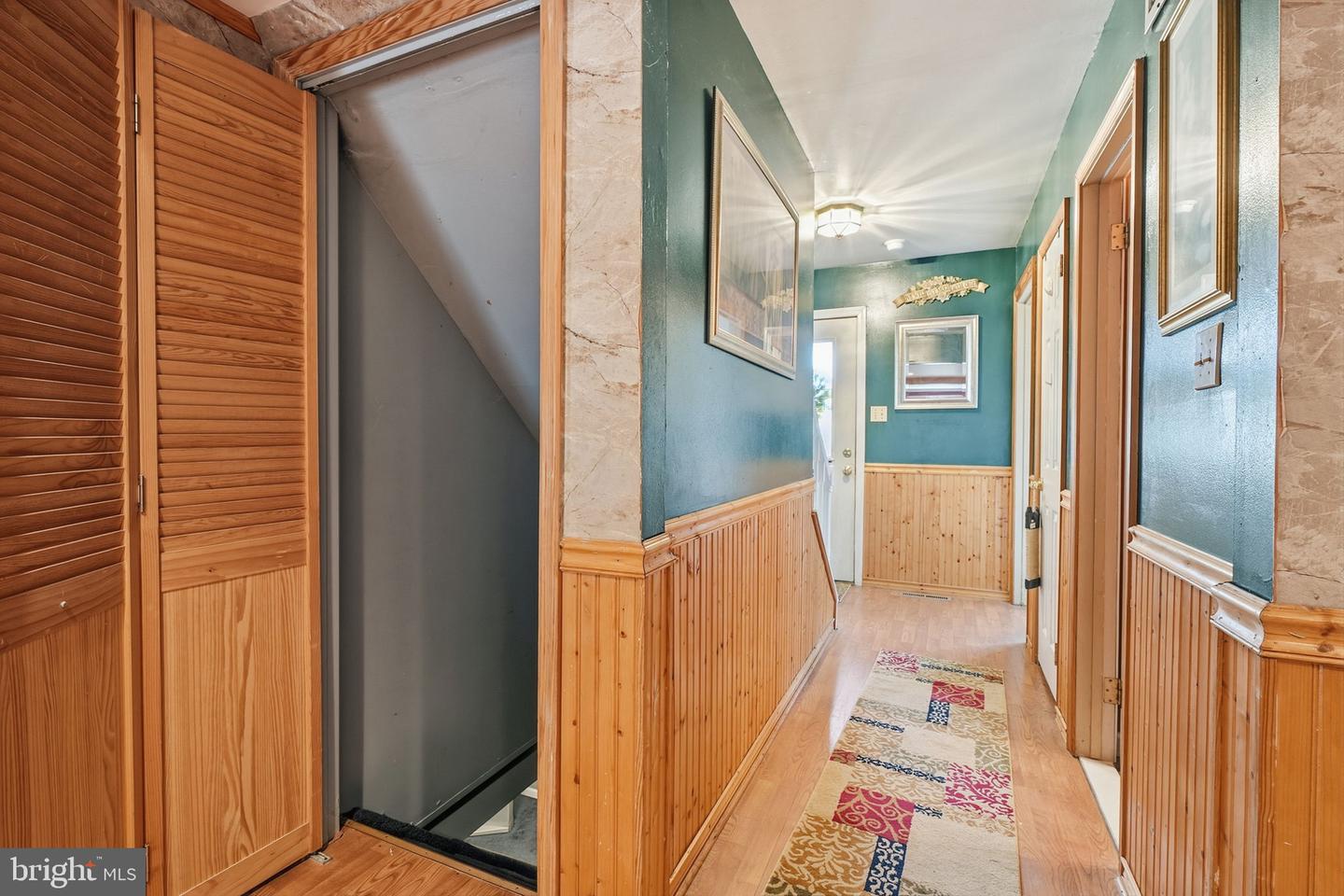 8110 Corbett Rd Property Photo 6