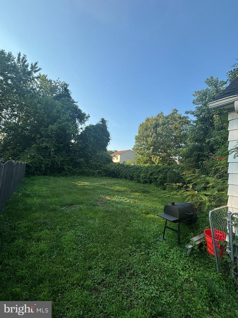 208 Park Ave Property Photo 2