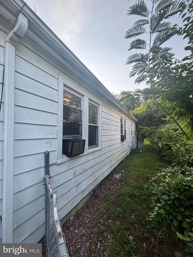 208 Park Ave Property Photo 21