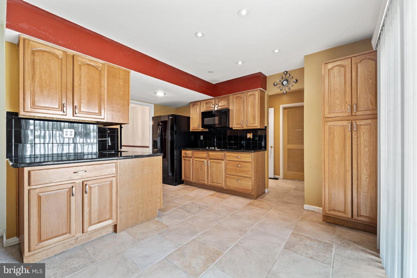 59 Dunhill Dr Property Photo 12