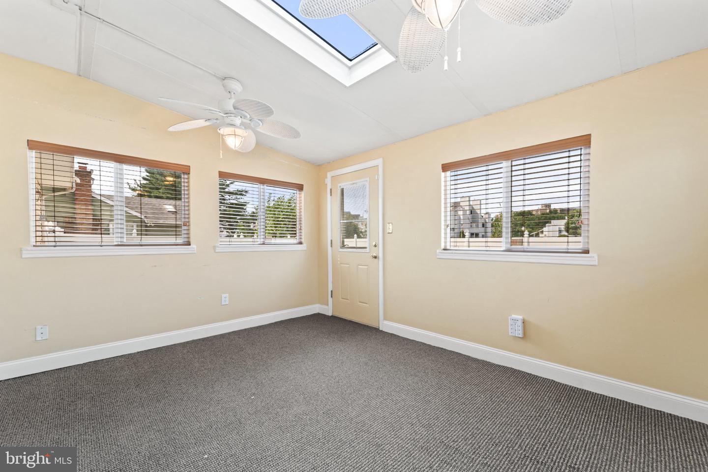 59 Dunhill Dr Property Photo 16