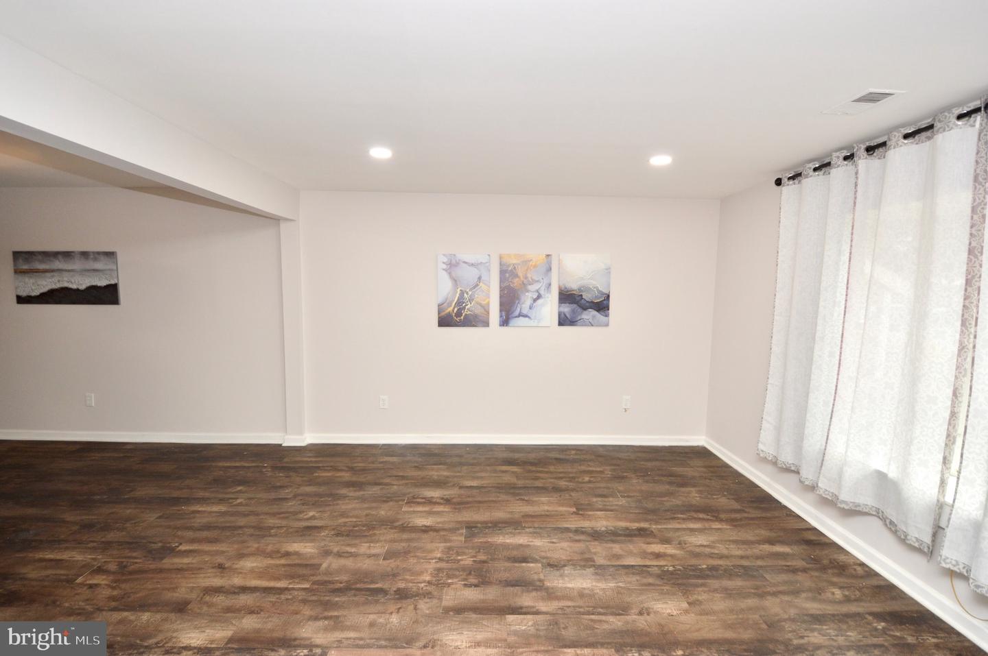 1711 Brentwood Pl Property Photo 3