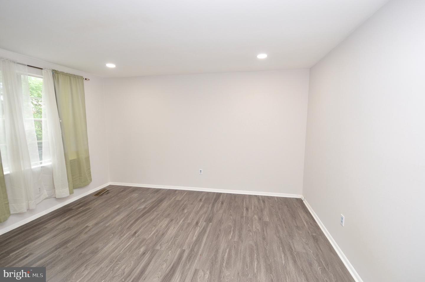 1711 Brentwood Pl Property Photo 13