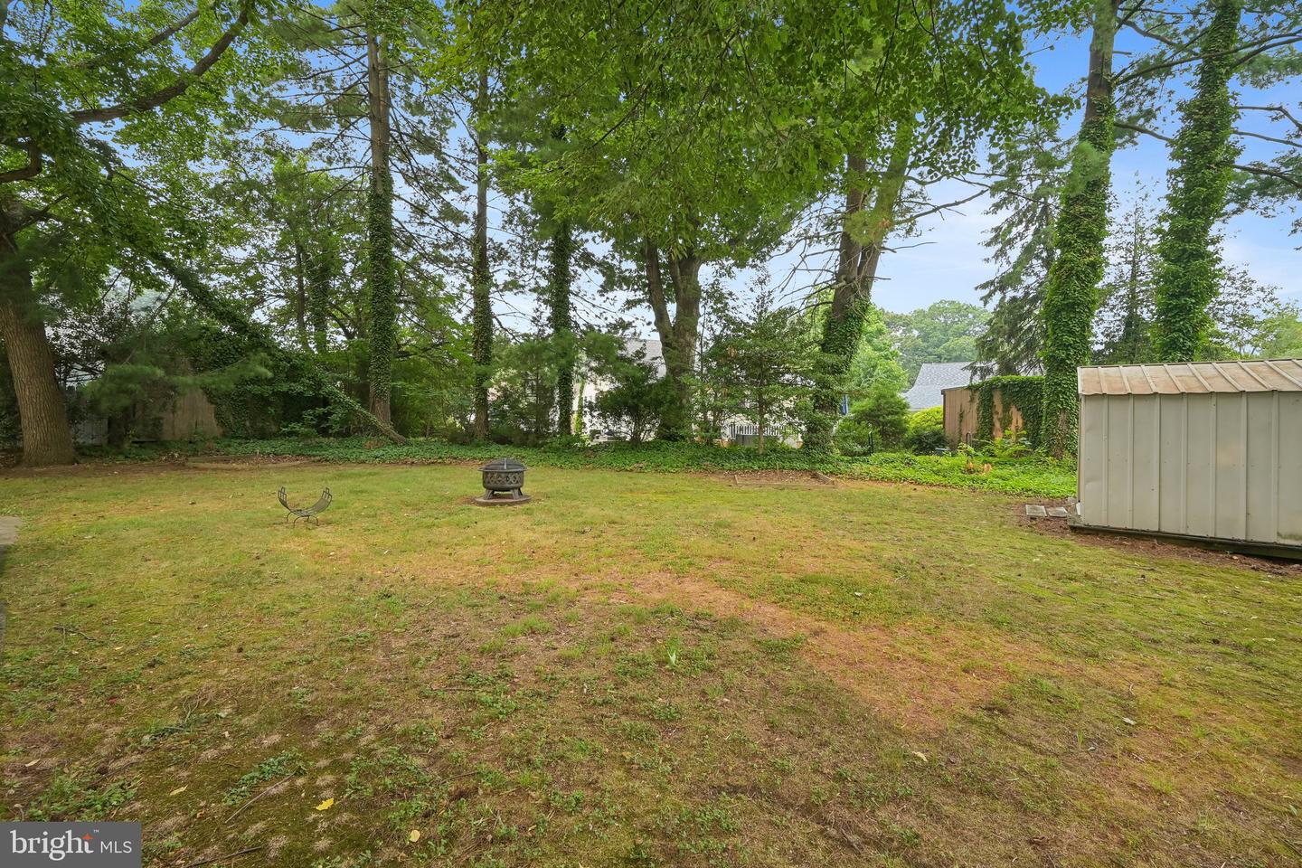 902 Spruce Ave Property Photo 23