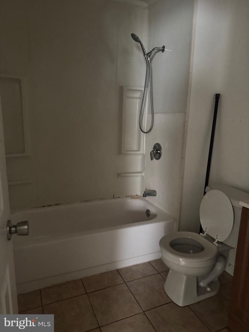26 Locust Ct Property Photo 7
