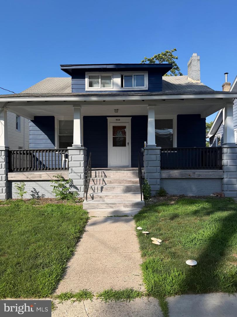 1606 49th St Property Photo 1