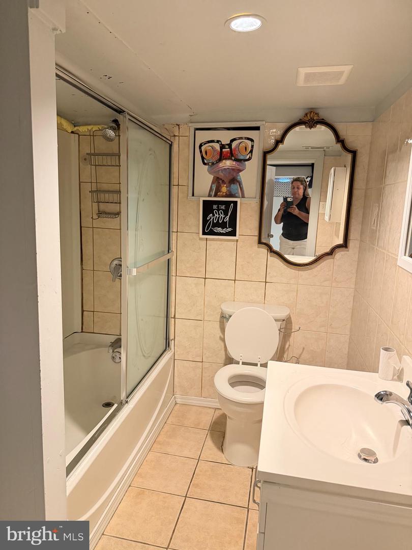 1606 49th St Property Photo 13