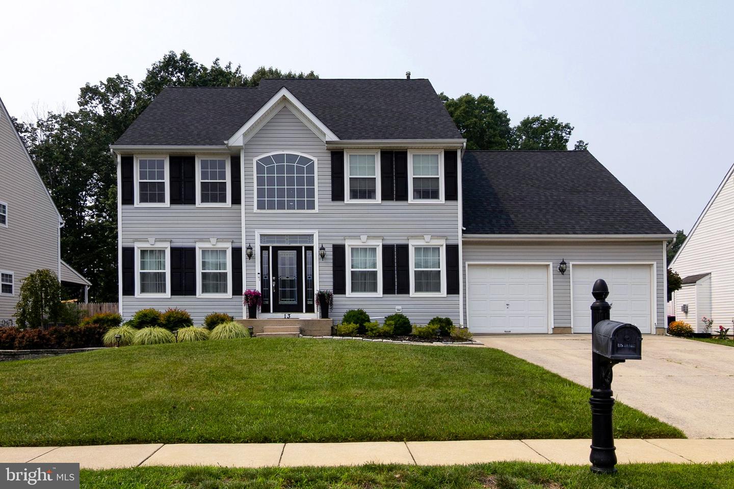 13 WYE MILL DR
