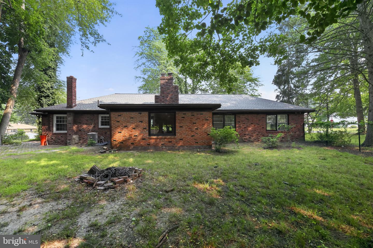 102 E Harvard Ave Property Photo 23