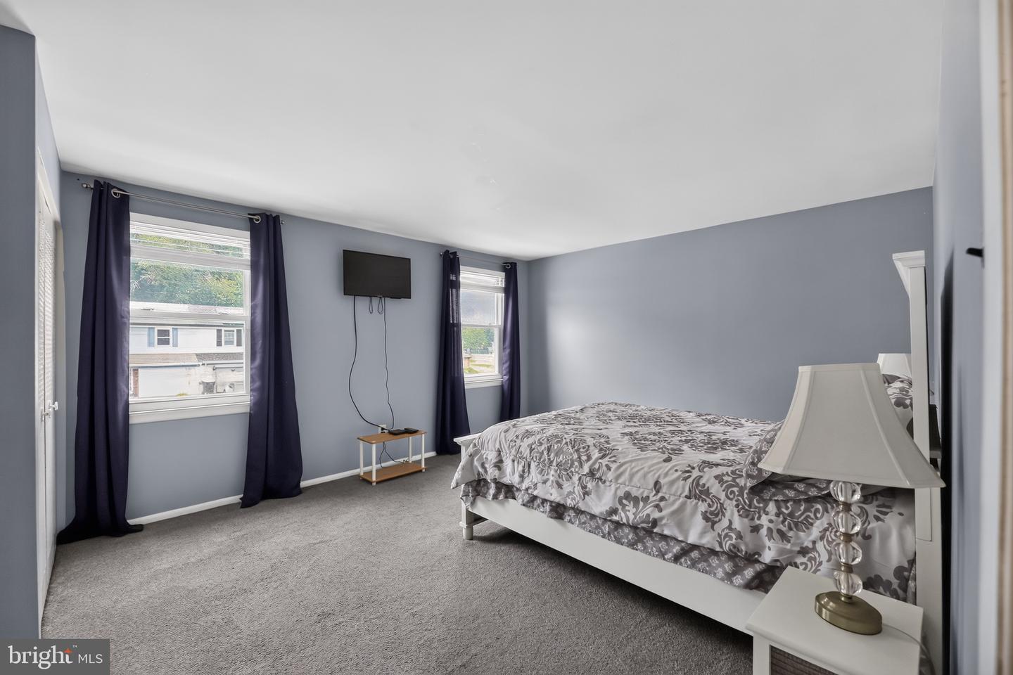 1802 Winding Way Property Photo 22