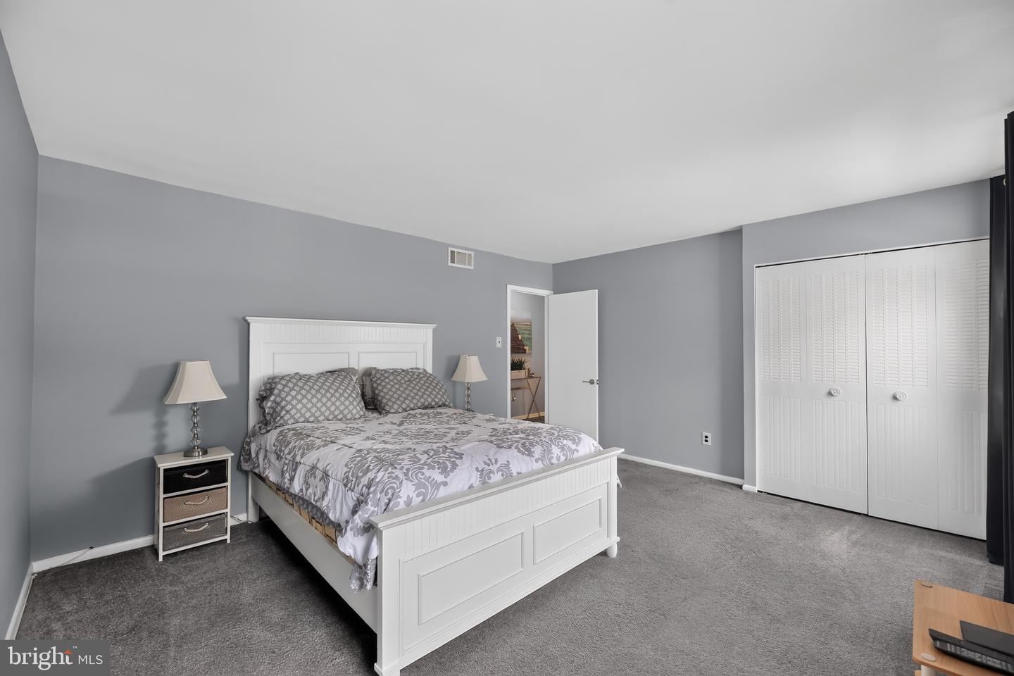 1802 Winding Way Property Photo 23