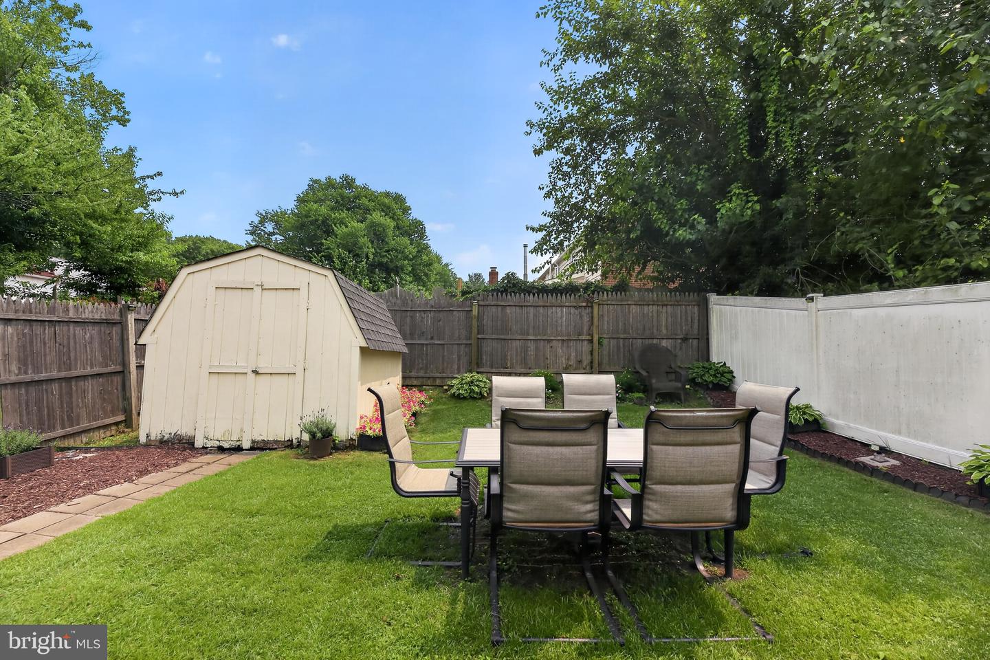 1802 Winding Way Property Photo 29