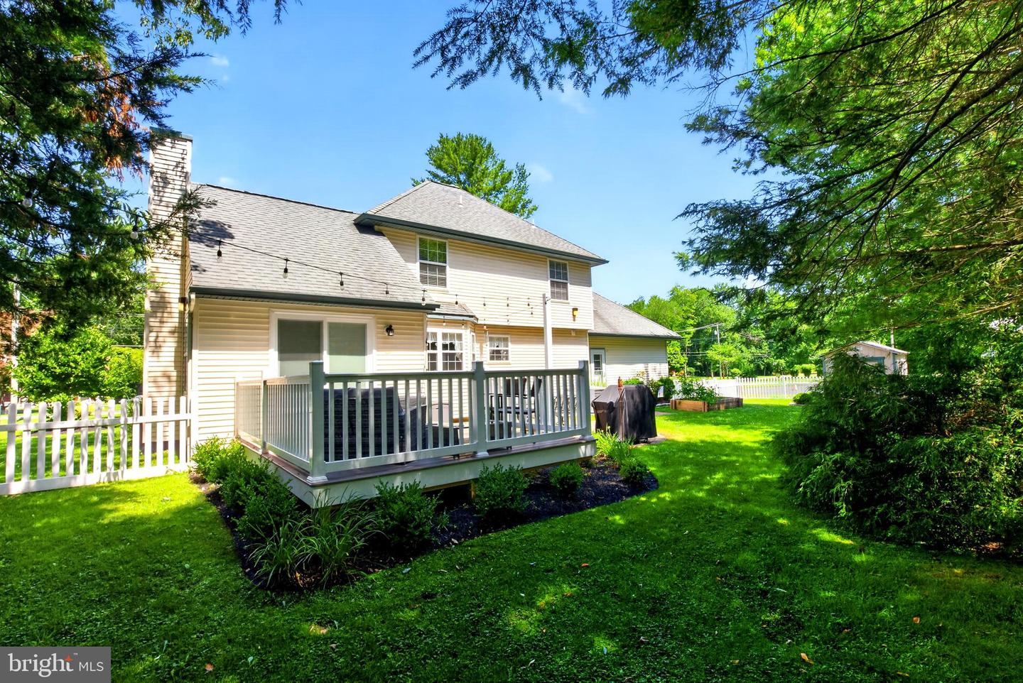 1522 Pine Ave Property Photo 4