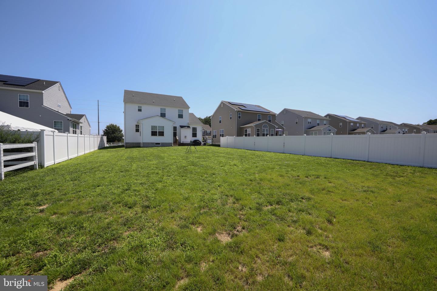 8 Cayuga Way Property Photo 10