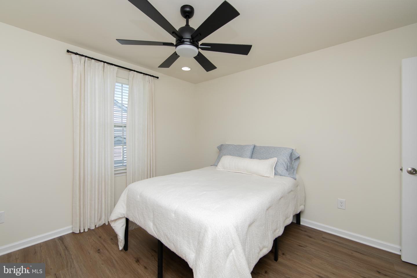 8 Cayuga Way Property Photo 36