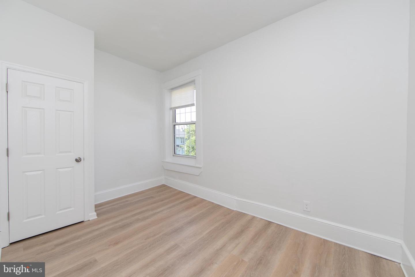 9 E Holly Ave #apt 4 Property Photo 12