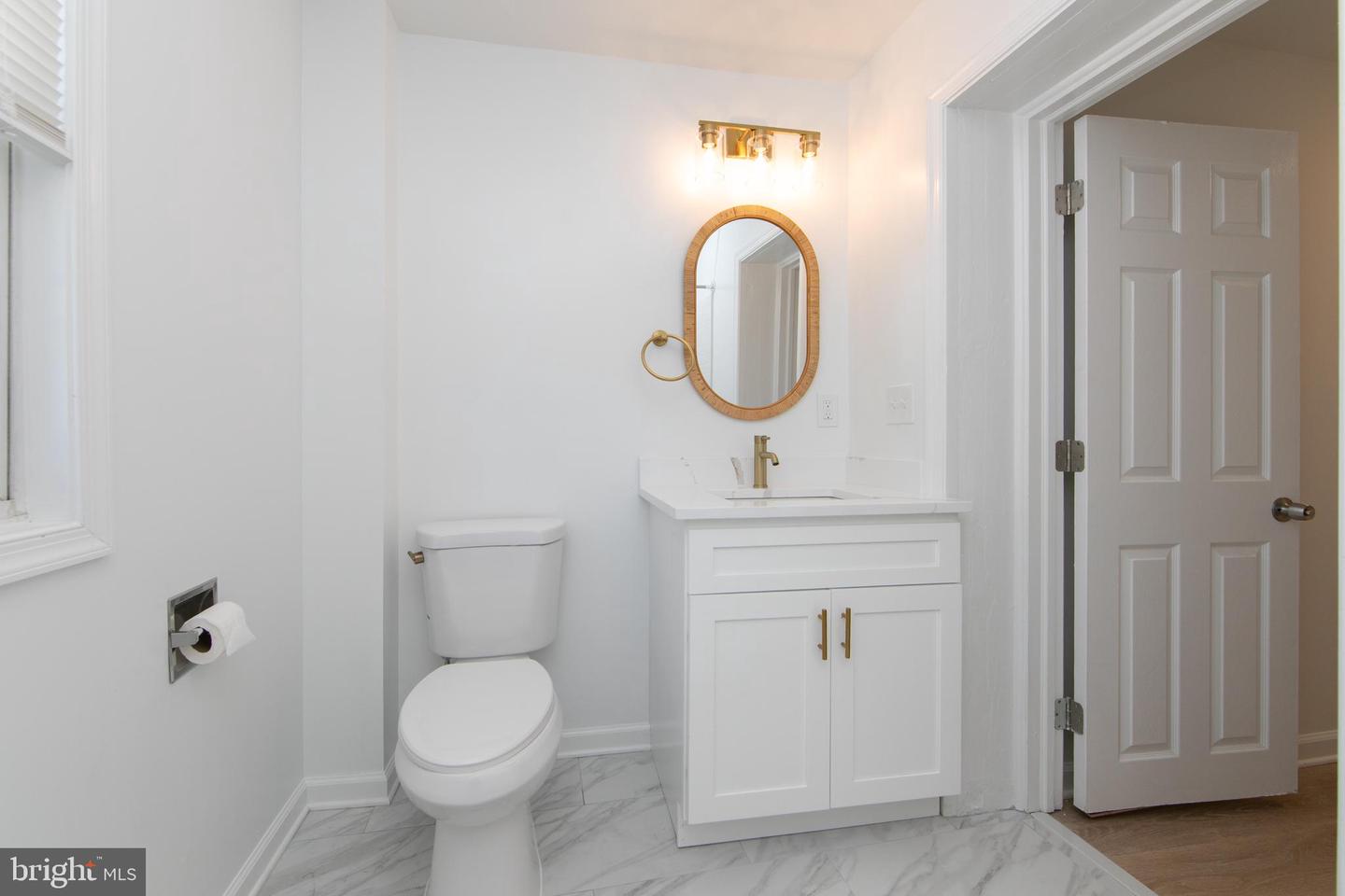 9 E Holly Ave #apt 4 Property Photo 16