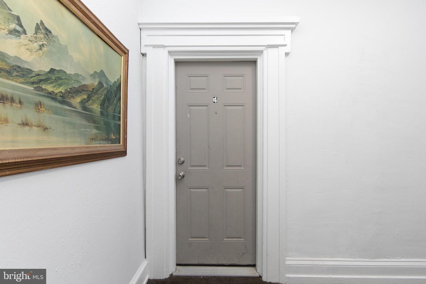 9 E Holly Ave #apt 4 Property Photo 29