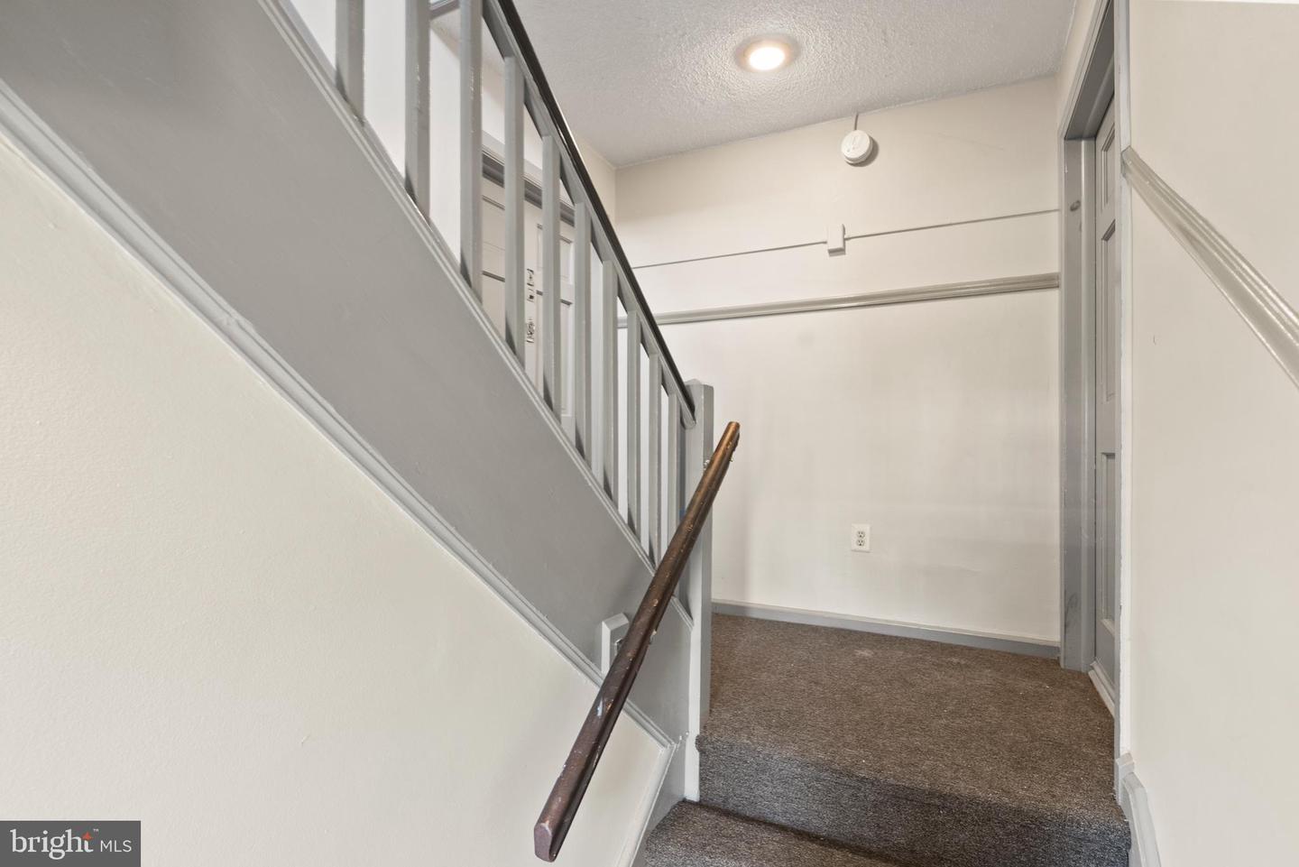 114f Cherry Parke Property Photo 3