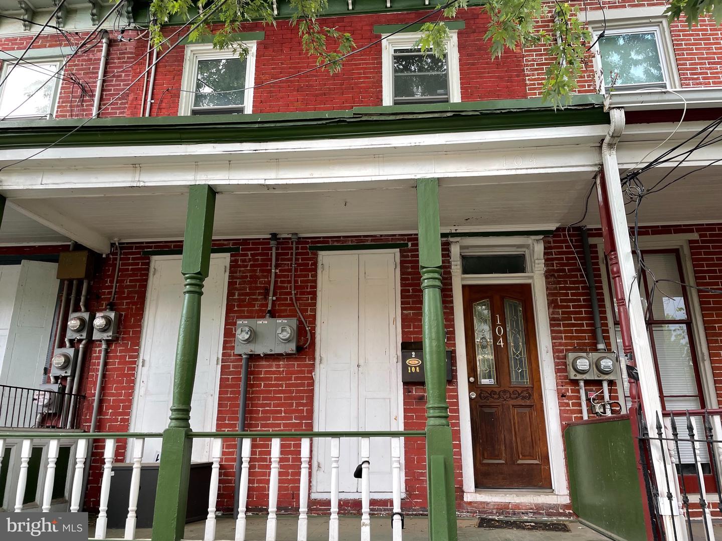104 LINDEN ST #2 Property Photo 1