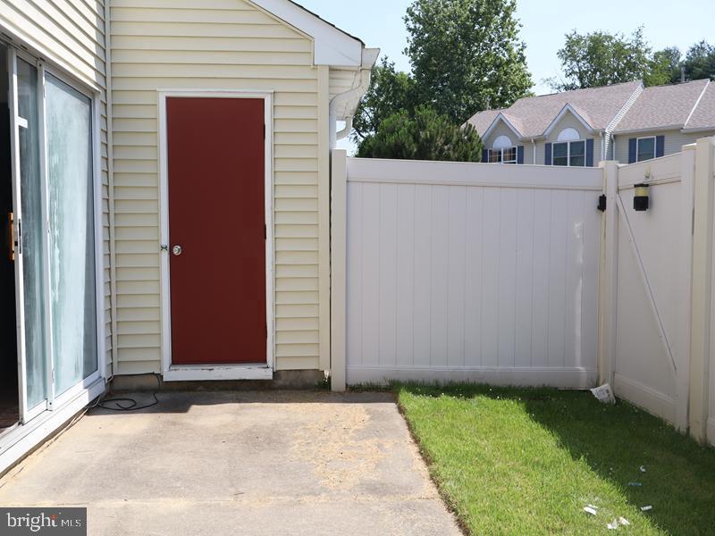 1303 Mason Run Property Photo 6