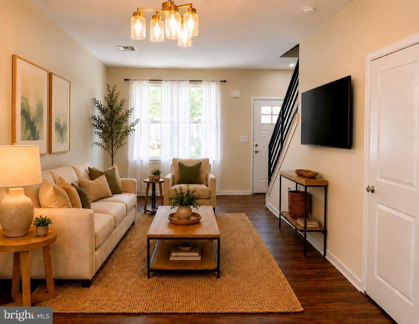21 Rowand Way E Property Photo 1