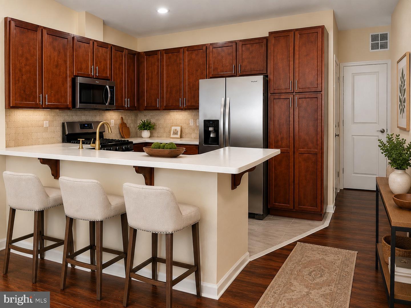21 Rowand Way E Property Photo 5