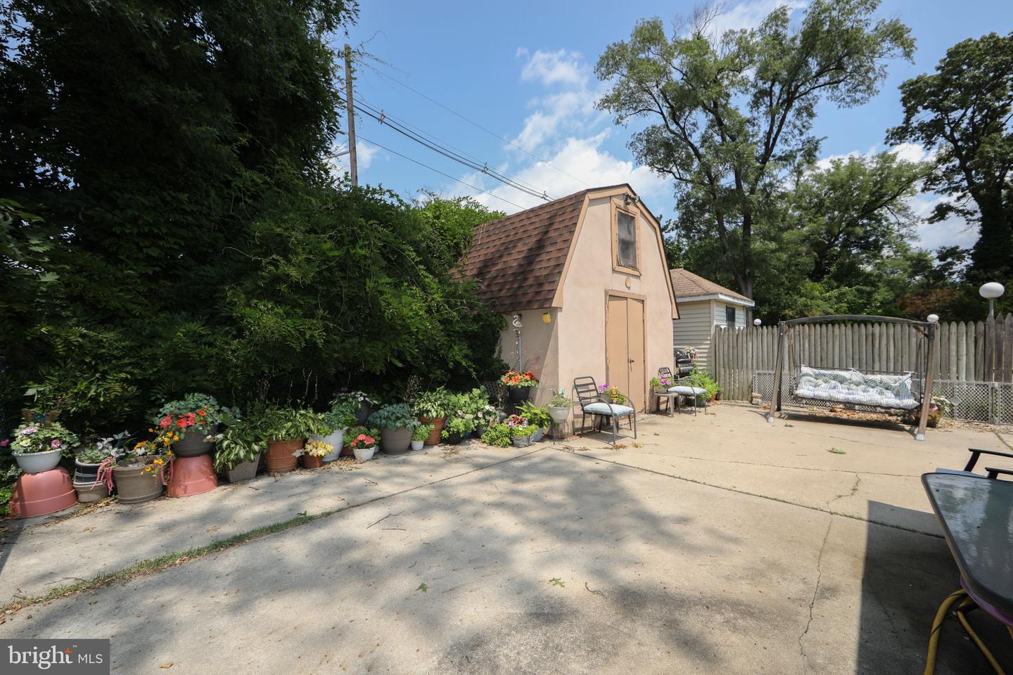 2 Clark Dr Property Photo 35