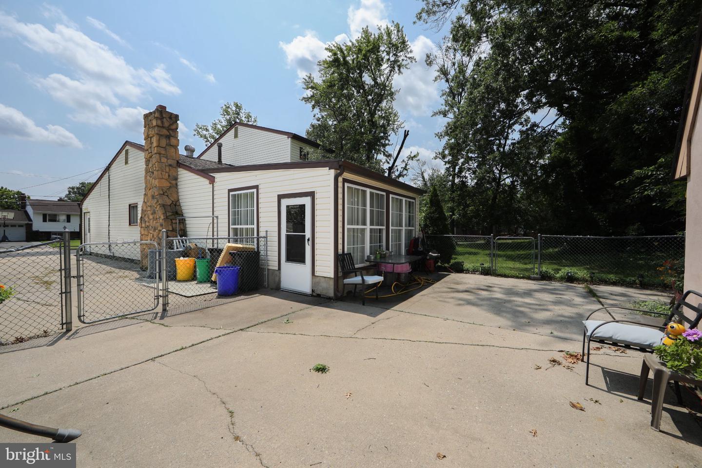 2 Clark Dr Property Photo 36