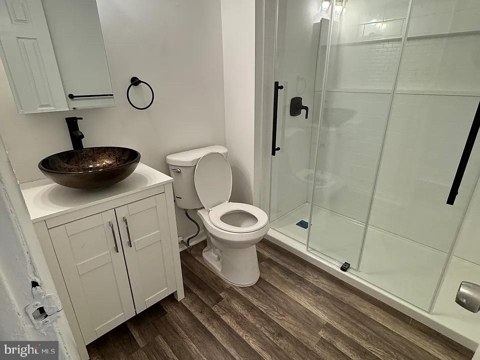 21 Lennox Ct Property Photo 3