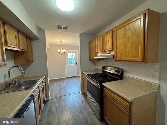 21 Lennox Ct Property Photo 4