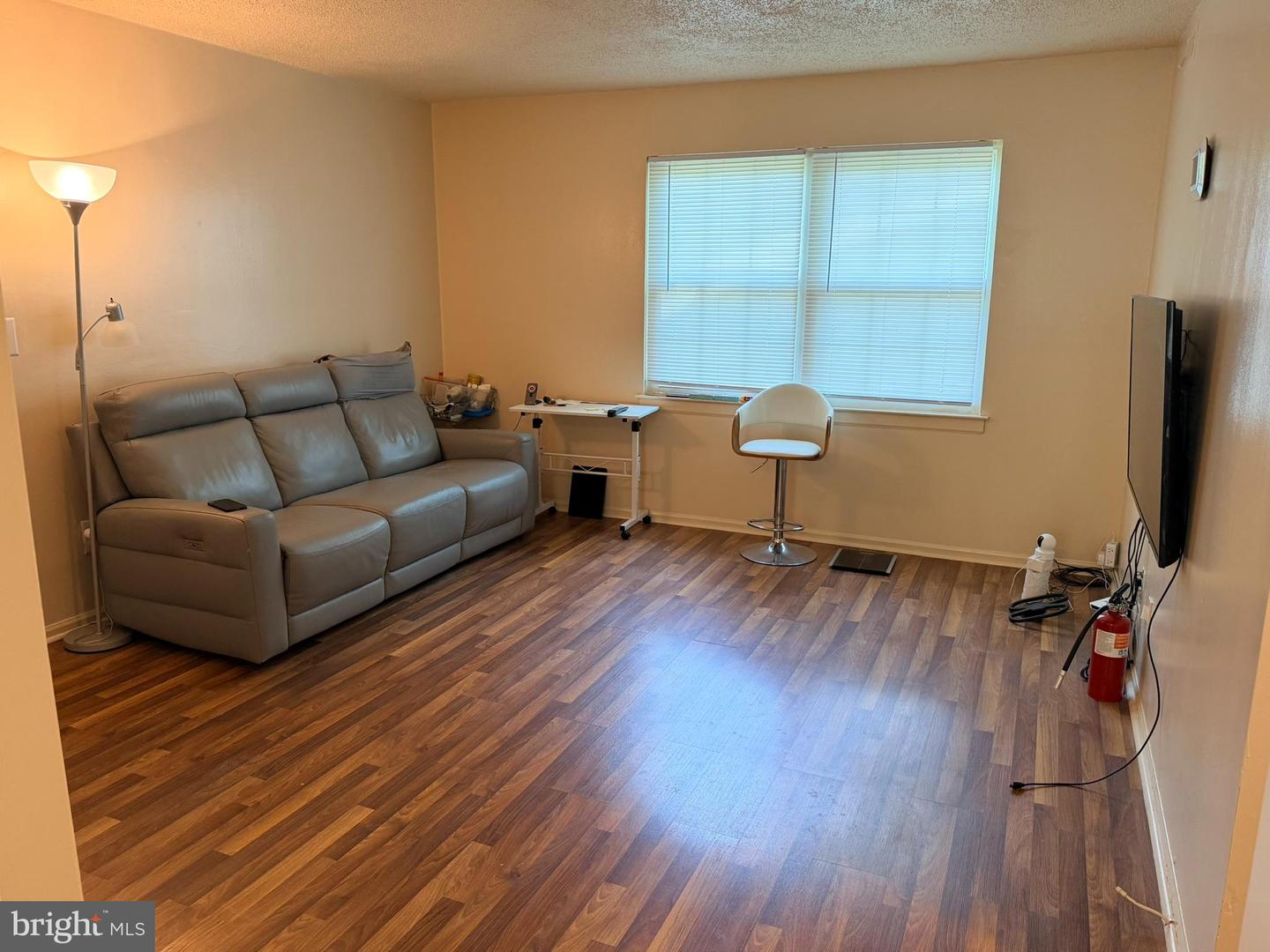 100 Park Blvd #20c Property Photo 5