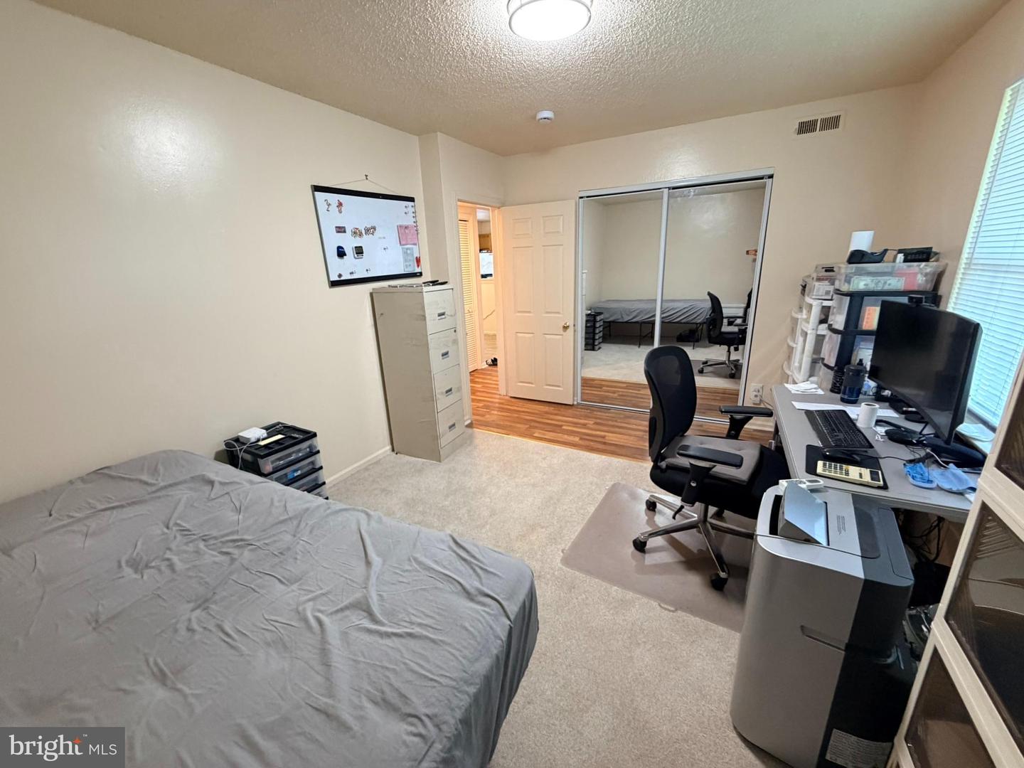 100 Park Blvd #20c Property Photo 13