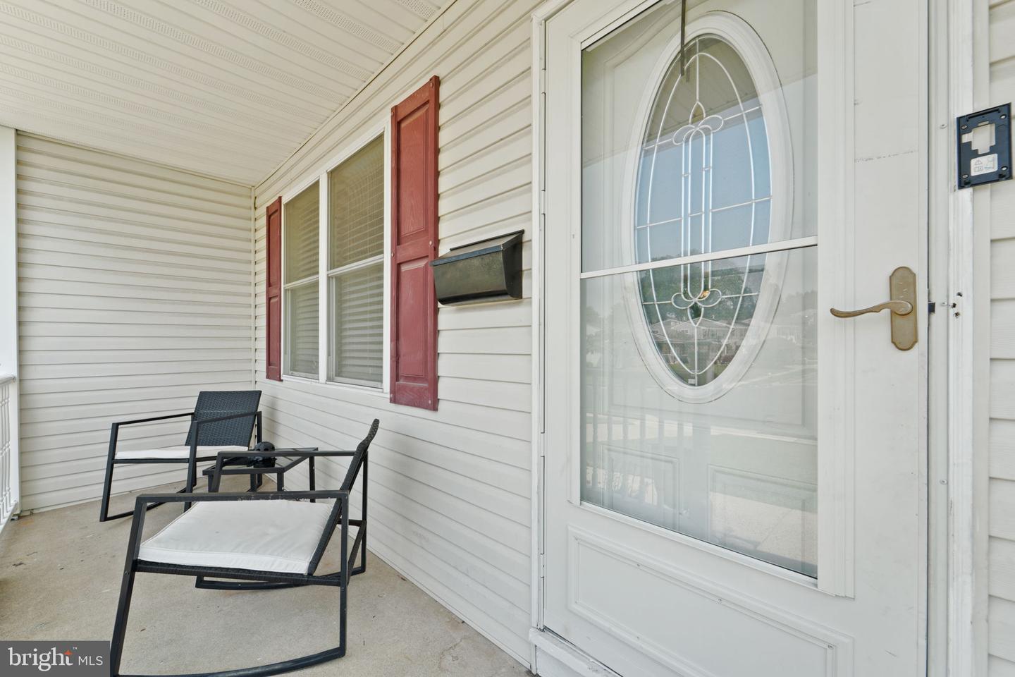 21 Grant Dr Property Photo 5