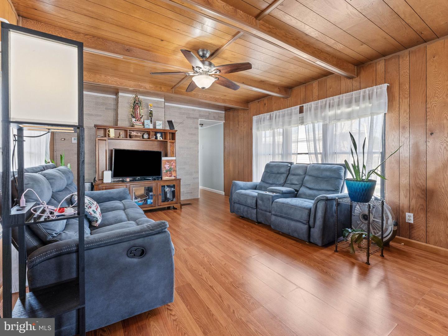 3a Ashwood Ave Property Photo 9