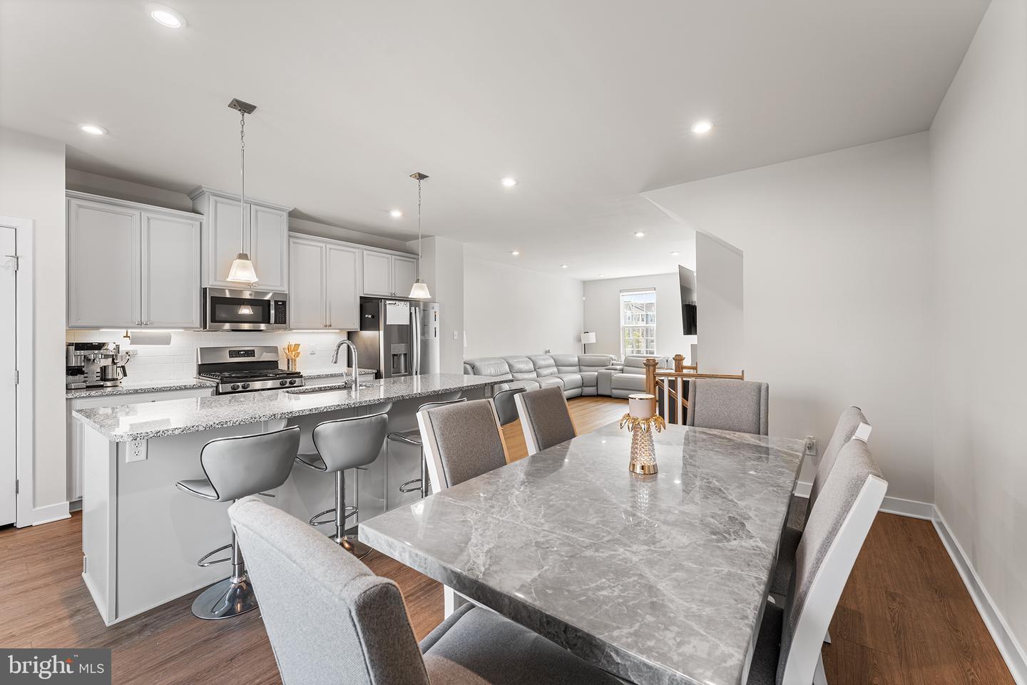 172 Freedom Way Property Photo 14