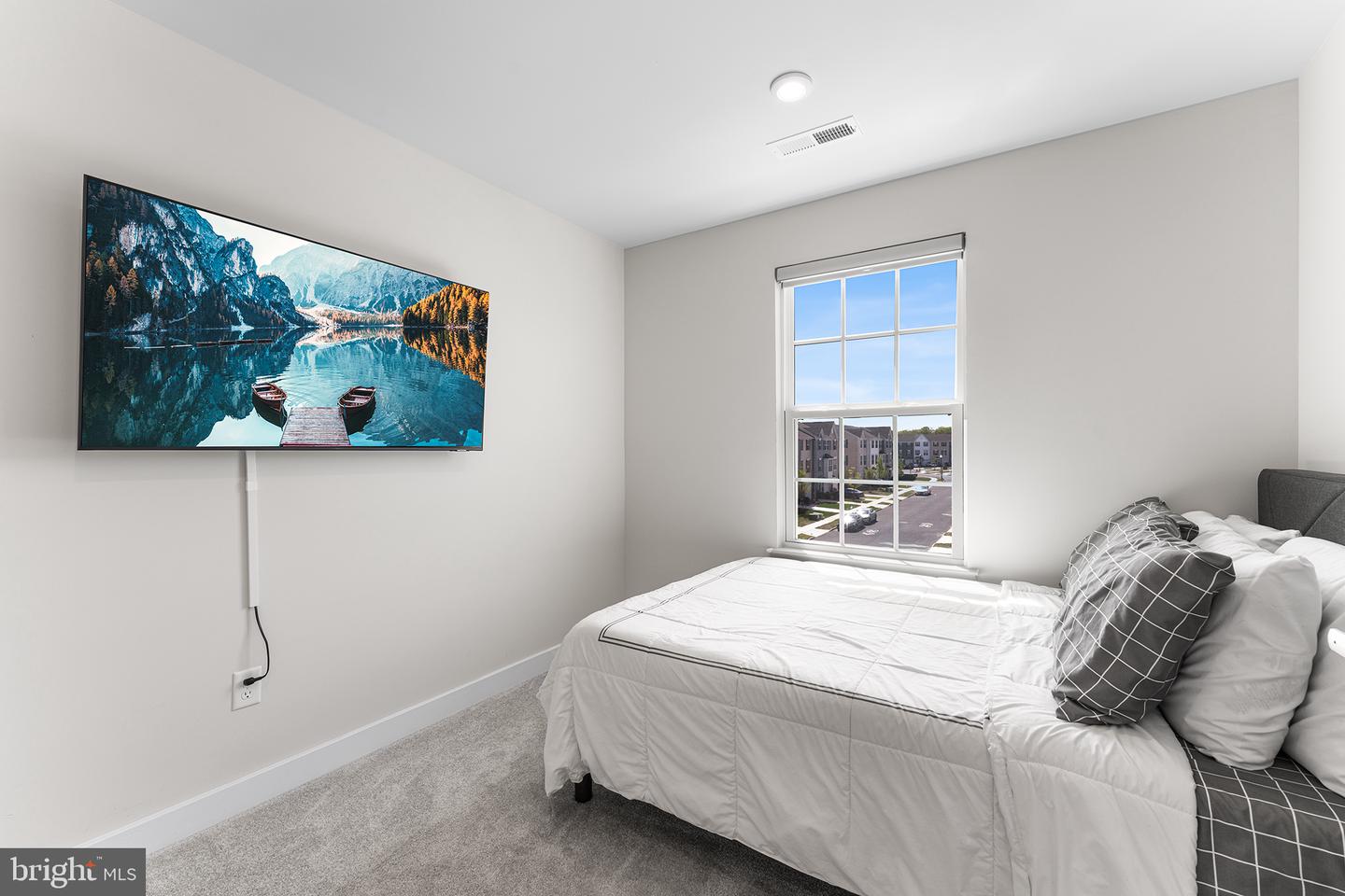 172 Freedom Way Property Photo 23