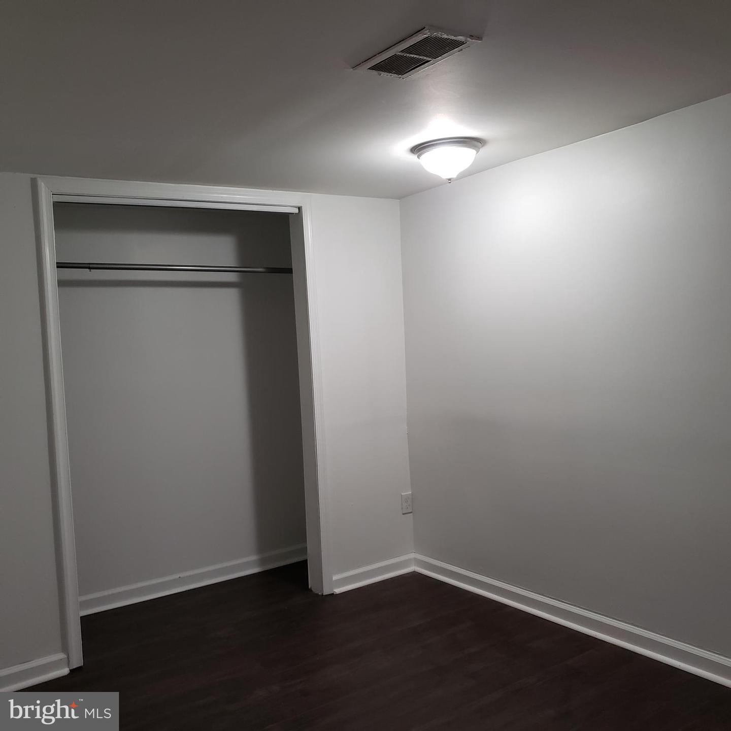 931 W Browning Rd Property Photo 15