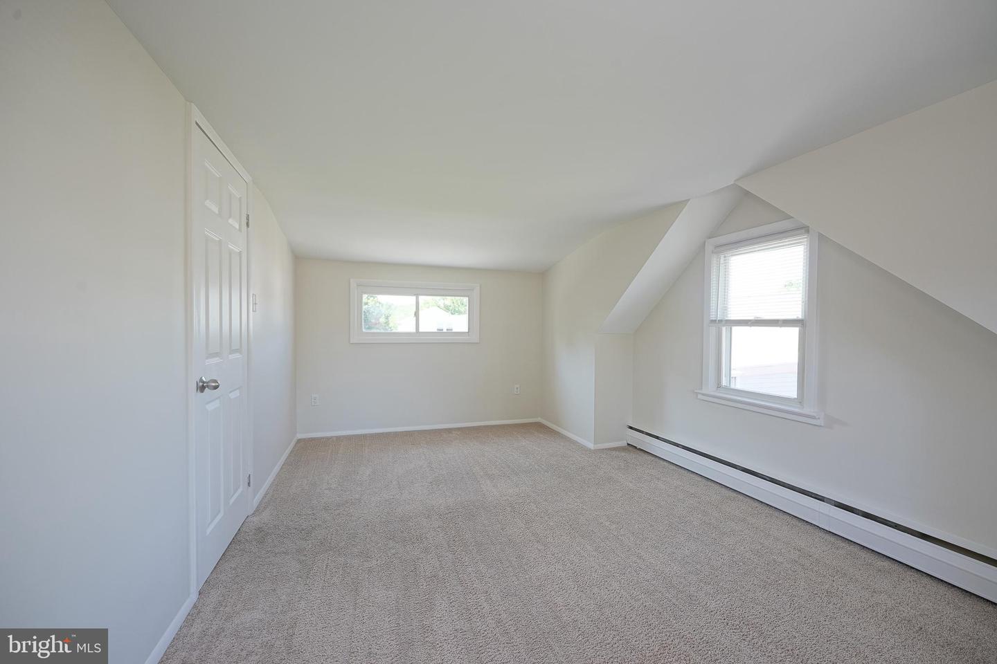 136 N Read Ave #b Property Photo 14