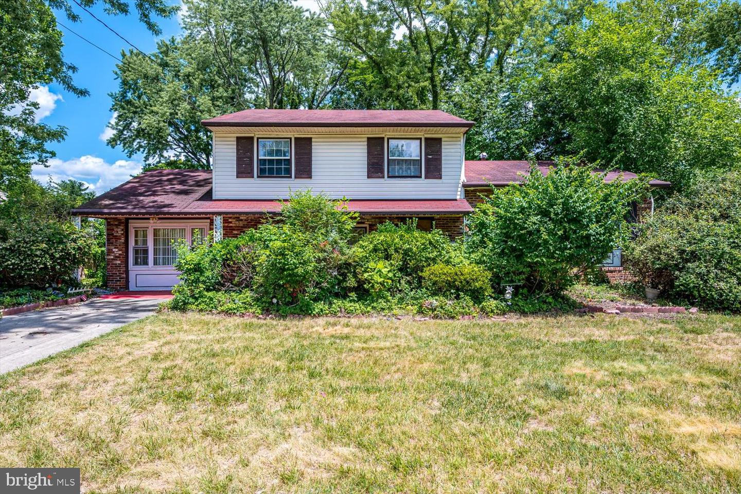 317 Brookmead Dr Property Photo 1