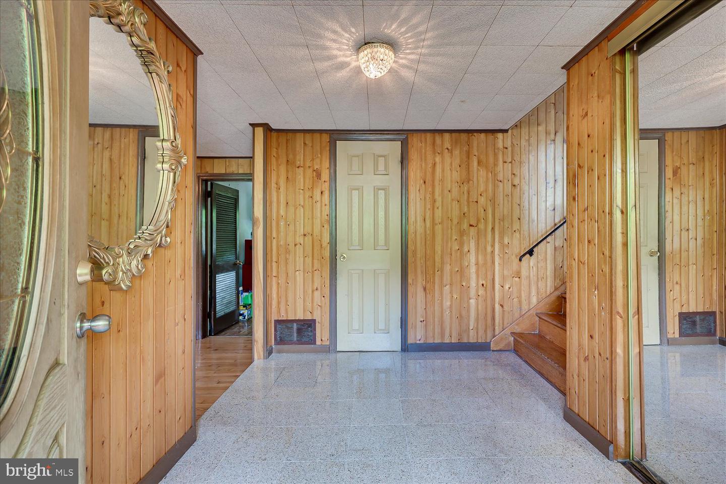 317 Brookmead Dr Property Photo 3
