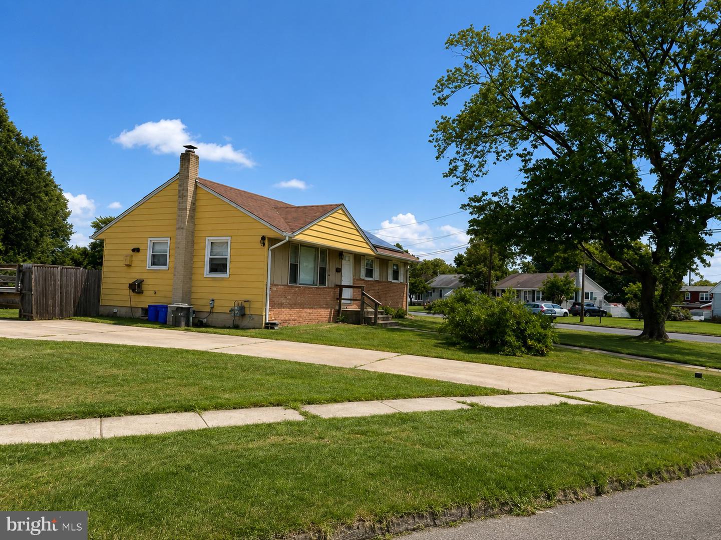 115 Phillips Ave Property Photo 3